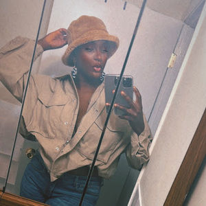 Meet your Posher, Shauna